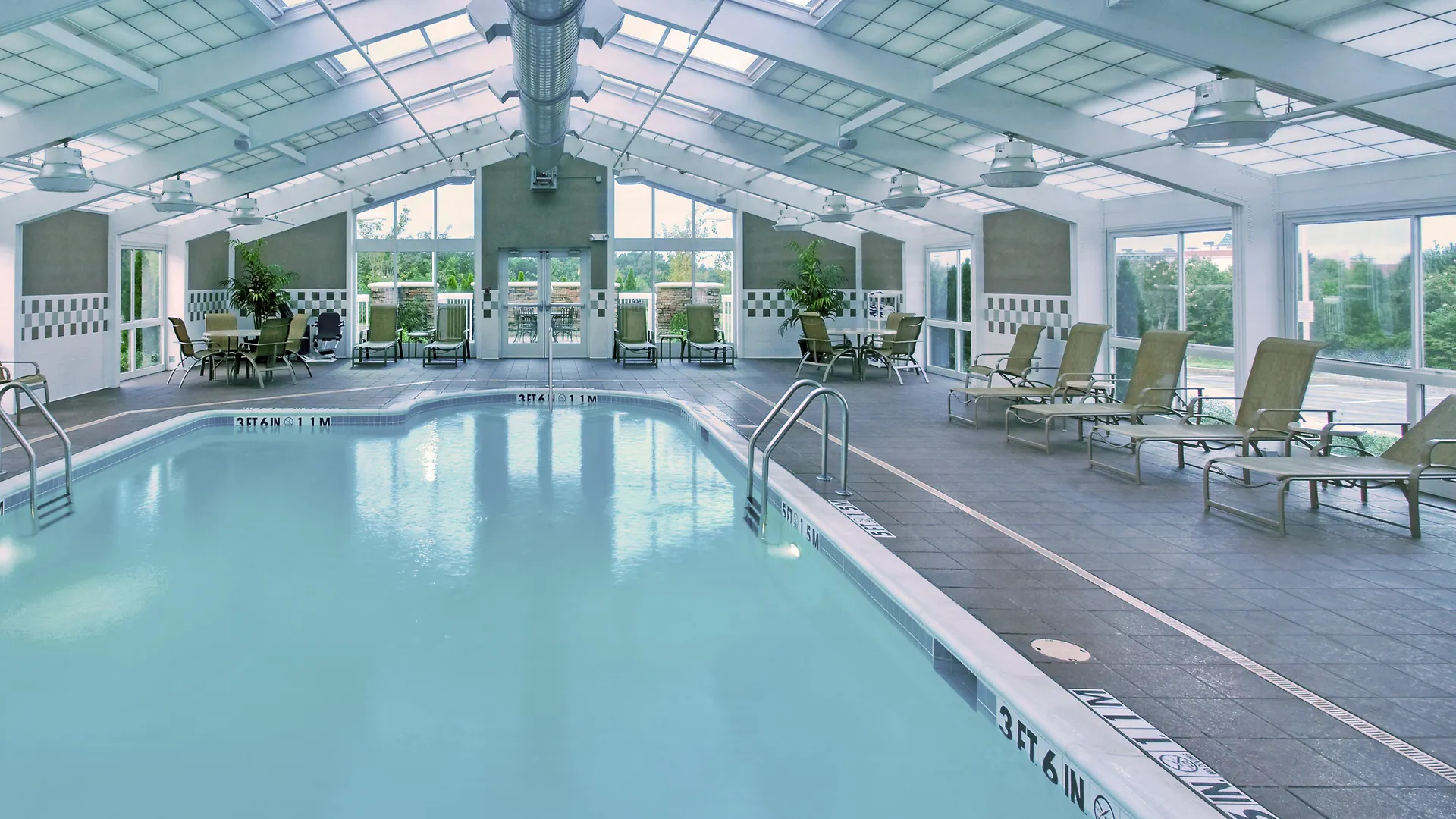 Holiday Inn Hotel & Suites Memphis-Wolfchase Galleria By Ihg