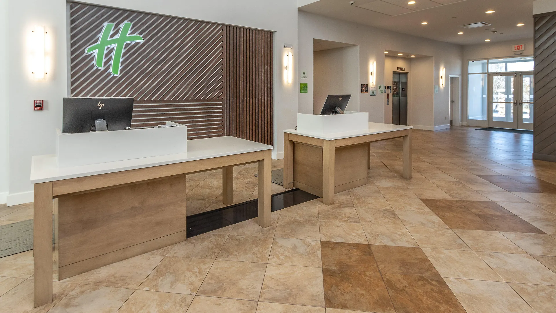 Holiday Inn Hotel & Suites Memphis-Wolfchase Galleria By Ihg