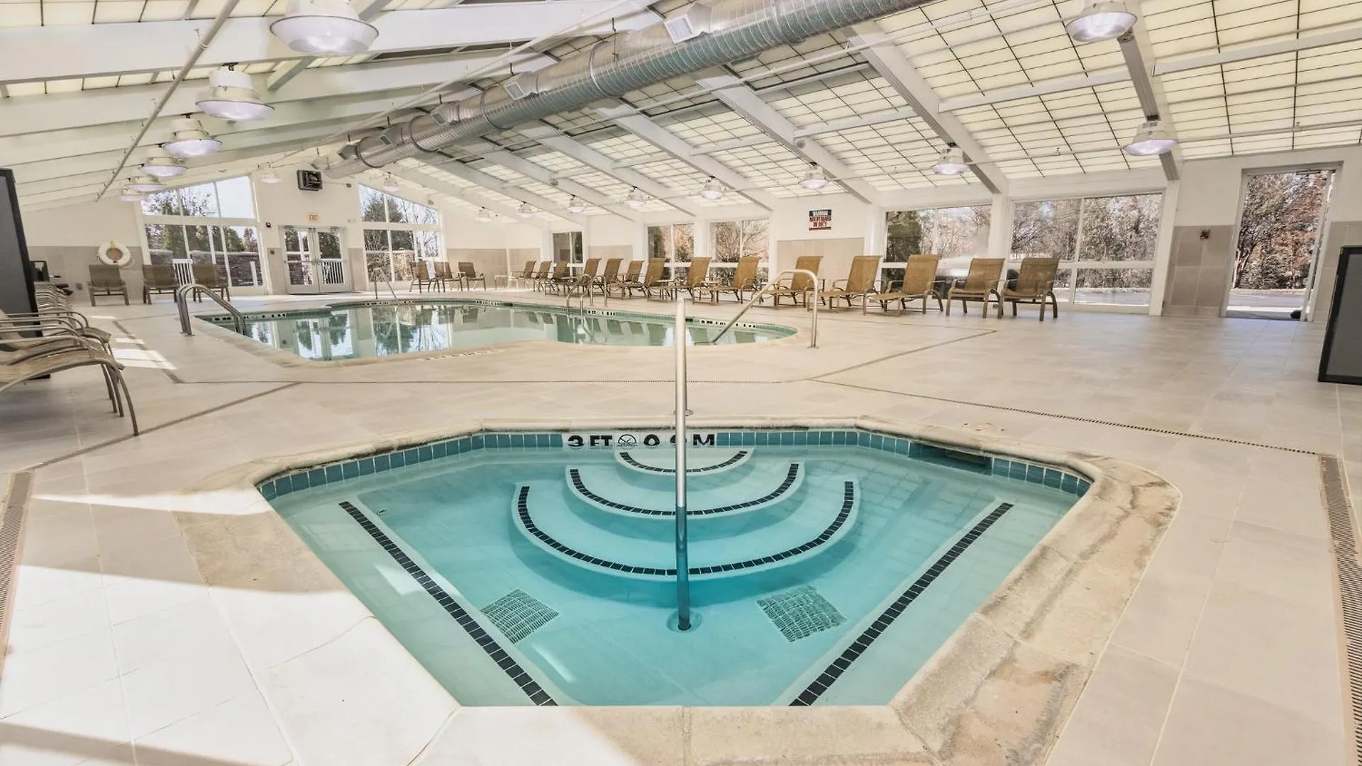 Holiday Inn Hotel & Suites Memphis-Wolfchase Galleria By Ihg